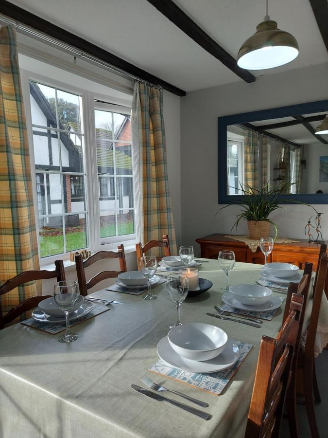 3.9. Tudor Court Hayle Eksteriør billede